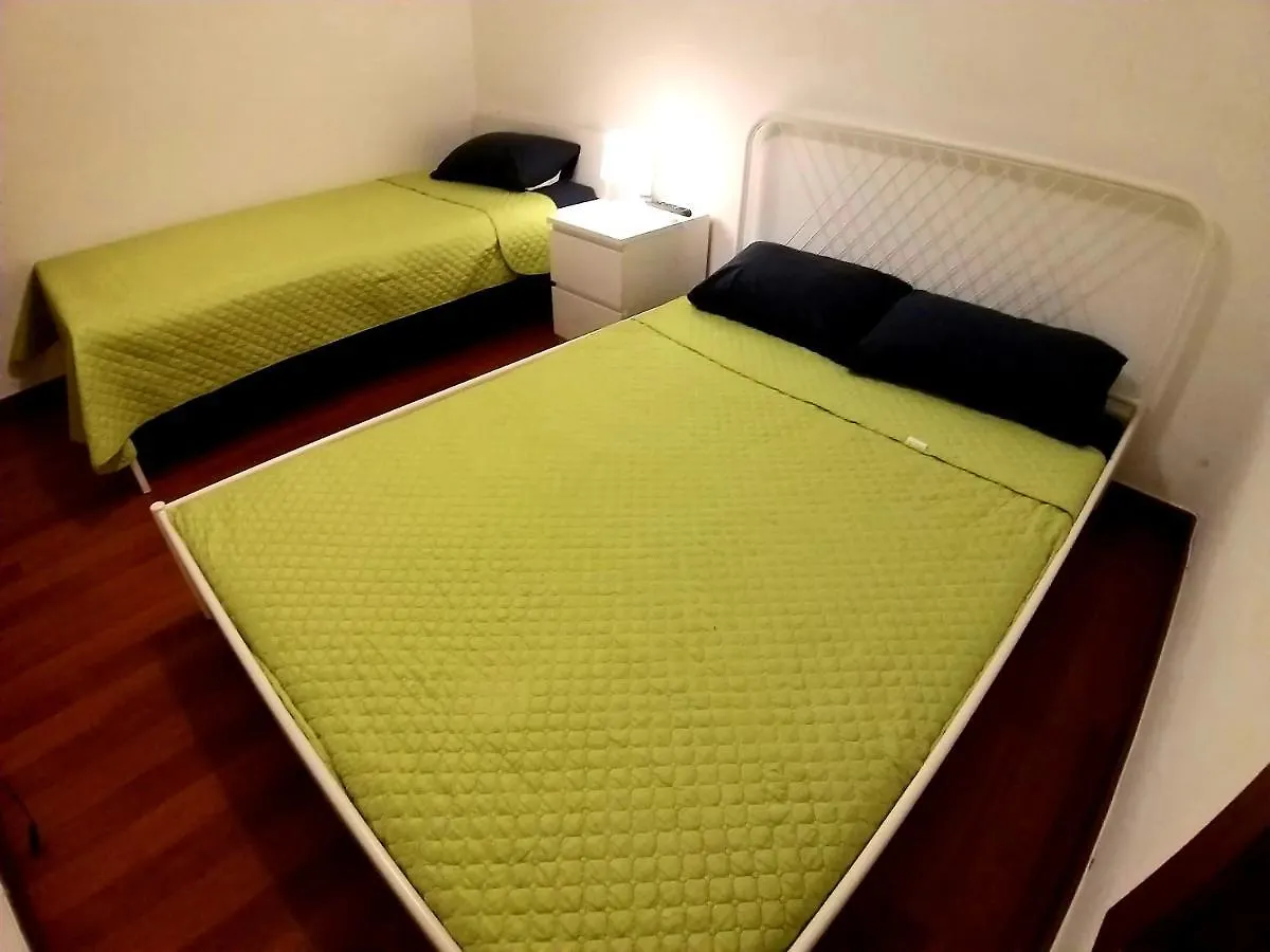 Theorynomad Al Lisboa Hostel 0*, Lisbon Portugal