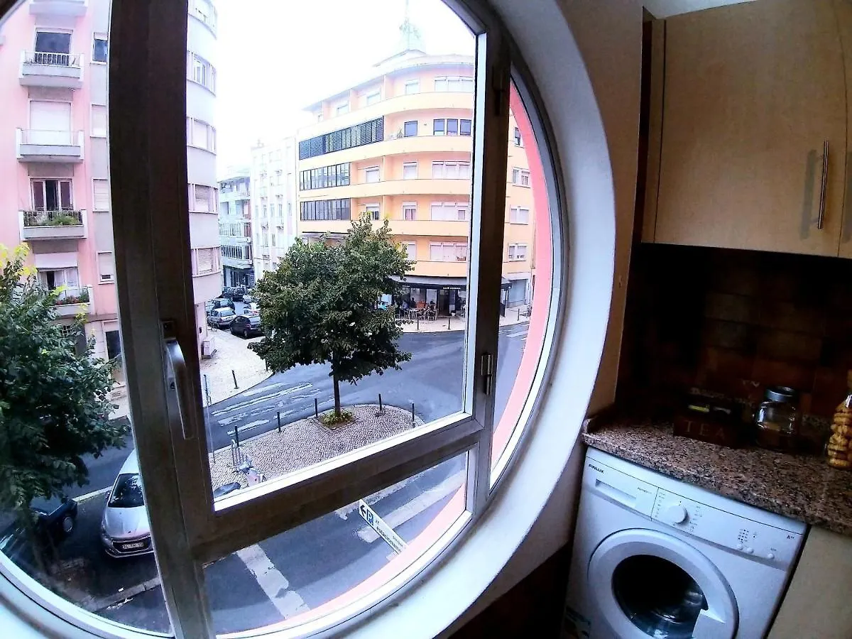 Theorynomad Al Lisboa Hostel