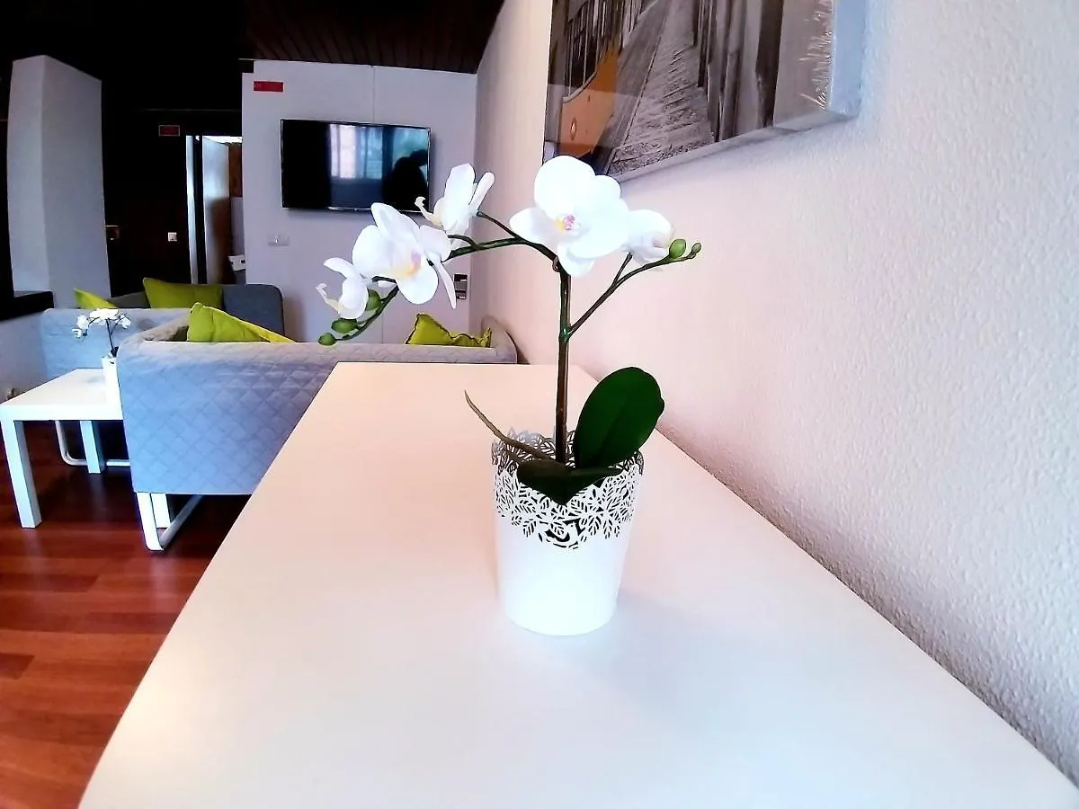 Theorynomad Al Lisboa Hostel 0*, Lisbon Portugal